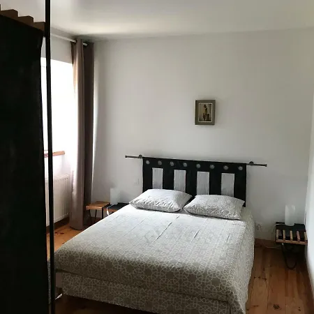Domaine La Longre Bed & Breakfast